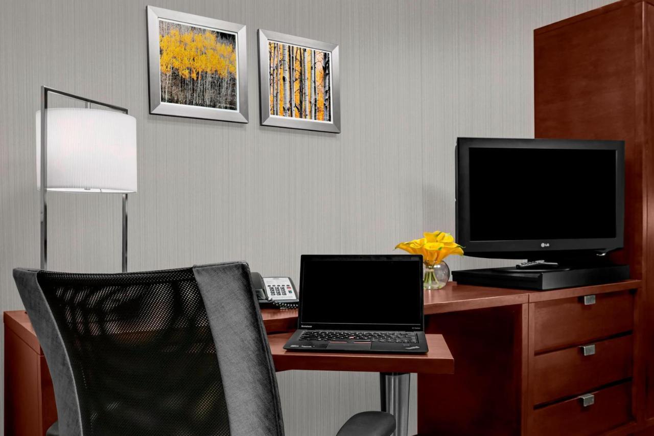 Courtyard Manhattan/upper East Side Hotel 3*